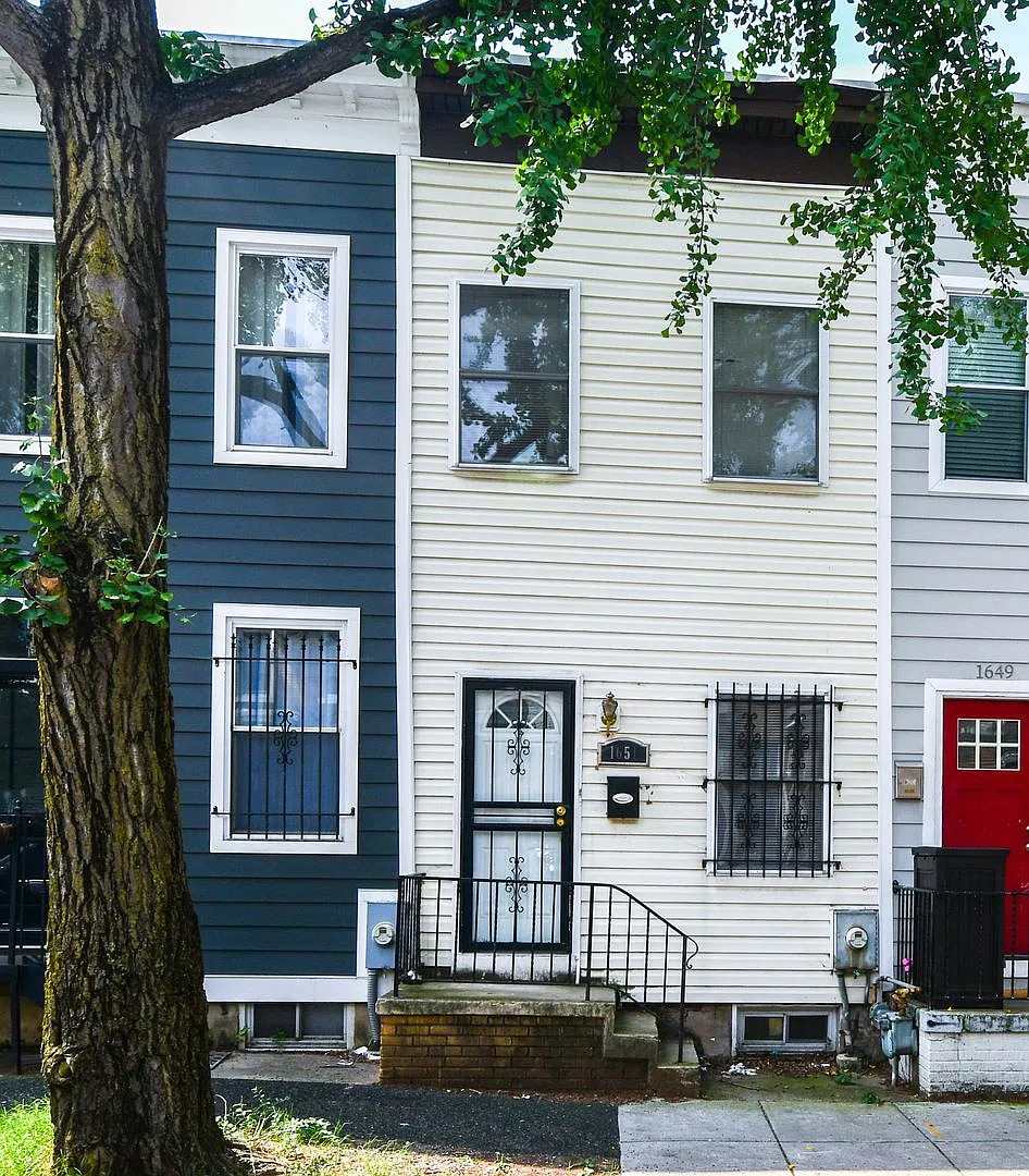 Beautiful 3 bedrooms 2 full bath townhome - H Street Corridor & Union Market — Photo 2