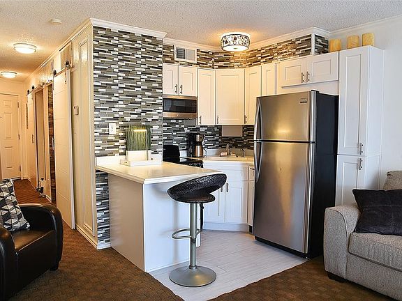 5th image of 6102 Seawall Blvd #295