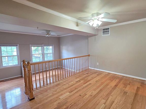 5th image of 9529 Cherry Oak Ct