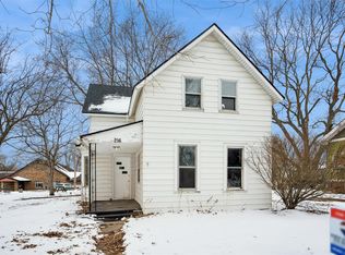216 N Gaines St, Stuart, IA 50250
