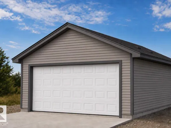 1056 14th Ave NW, Edmonton, AB T6T 2S3