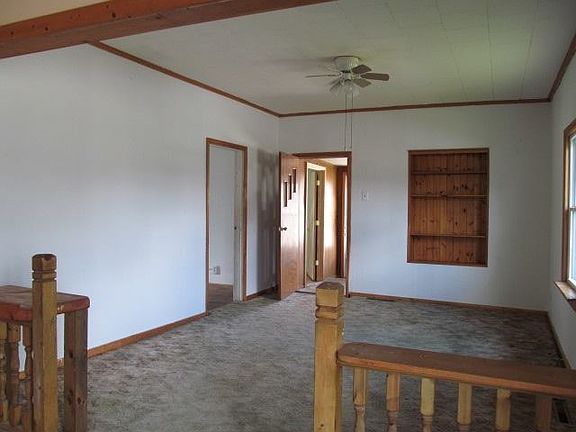 5th image of 1501 W Nelson St