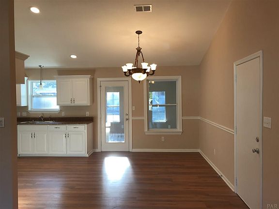 5th image of 6653 Greenwell St