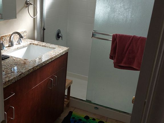 5th image of 5037 Bakman Ave APT 10