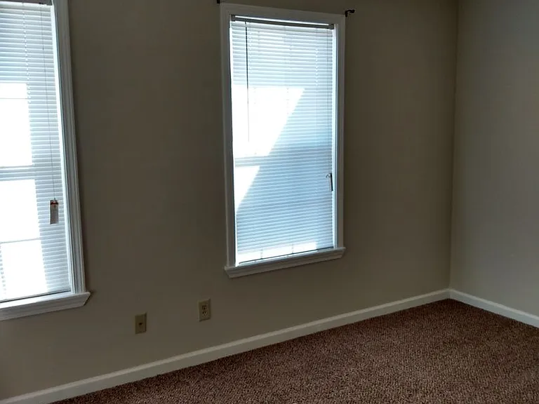 2306A Raleigh Ct — Photo 9