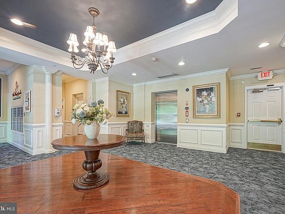 2nd image of 2023 Crescent Way
