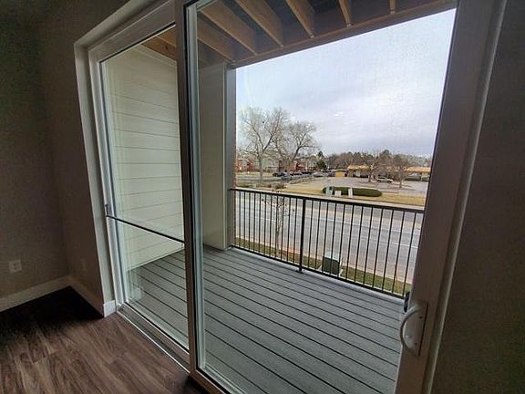 5th image of 981 S Sable Blvd Unit 207