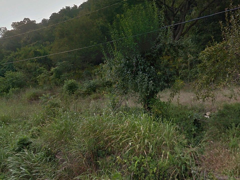 2nd image of 3737 Gallia St
