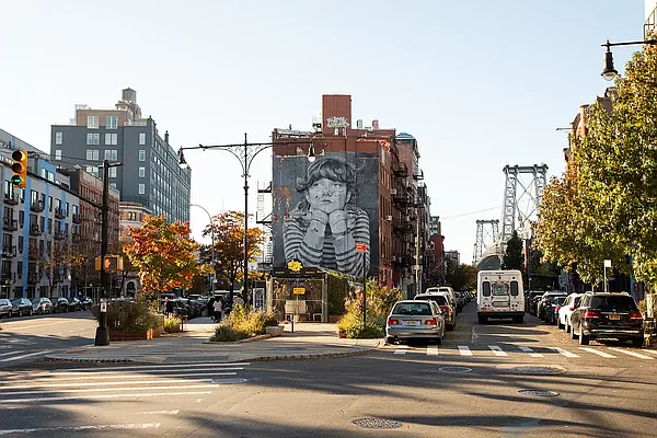 Rented by The Agency | media 7