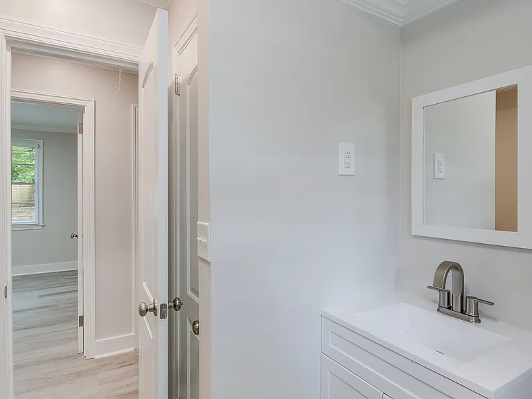 1719 Academy St — Photo 17