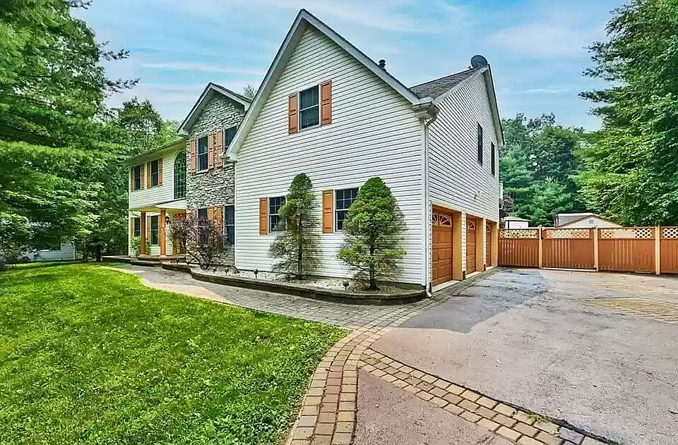 1st image of 5238 Hilltop Cir