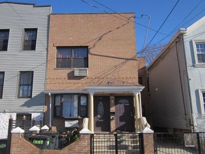 67 Milford St, Brooklyn, NY, 11208