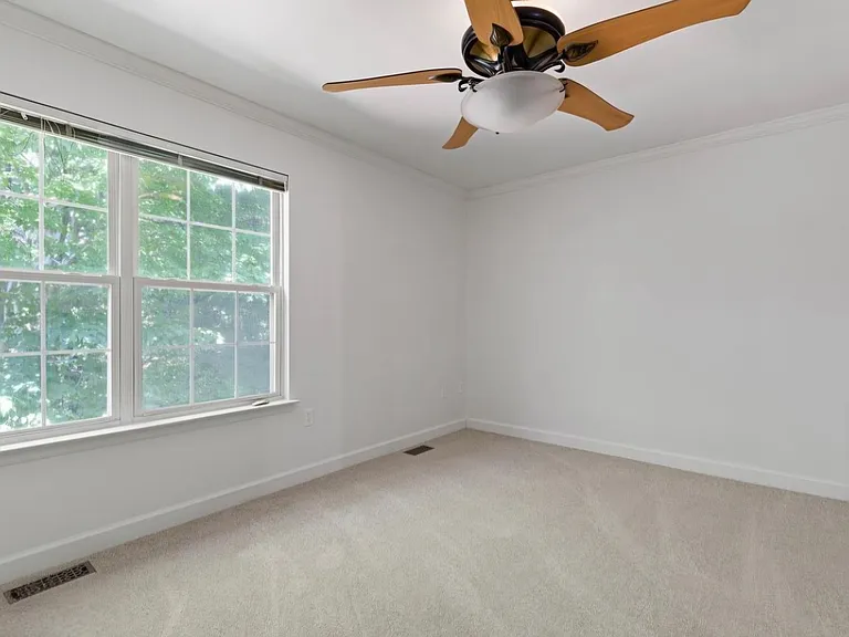 108 Richards Ln — Photo 16