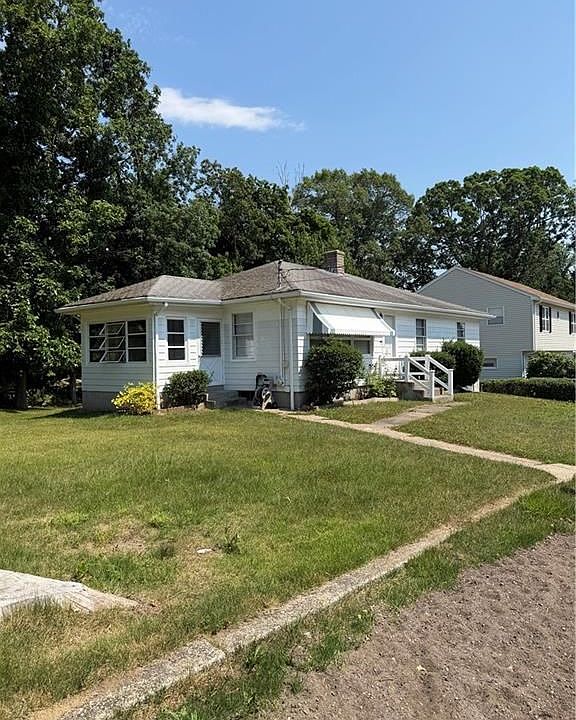 1st image of 101 Iroquois Rd