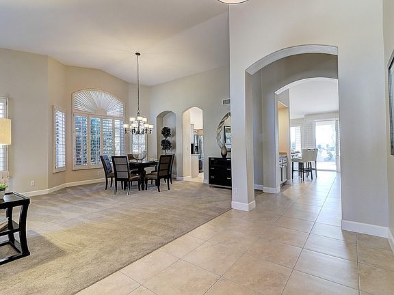 B (2)Dining Room