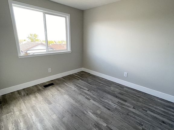 4th image of 5332 W Lewis Clark Dr