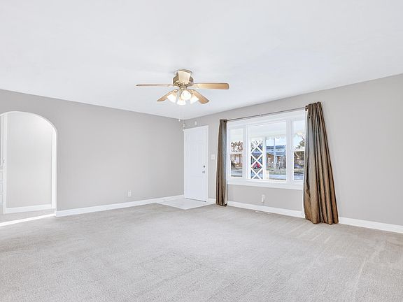 4th image of 2502 N Campbell Avenue