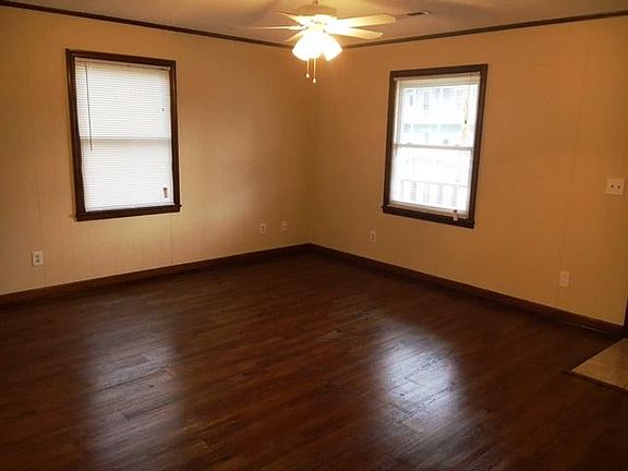 5th image of 308 4th Ave NW APT B