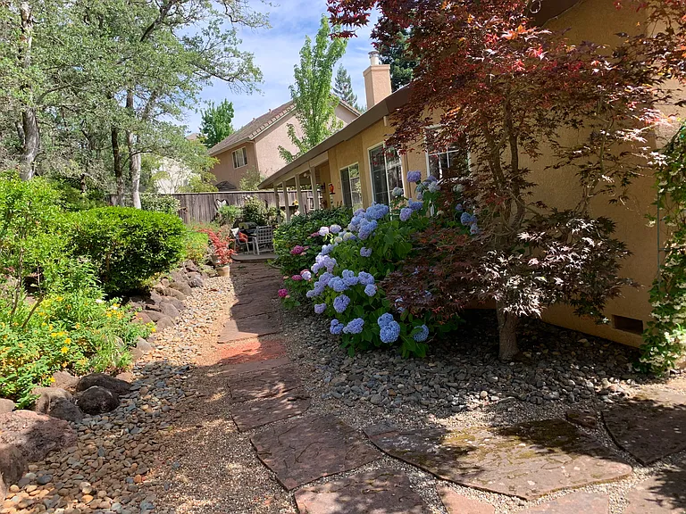 3731 Clinton Way — Photo 8