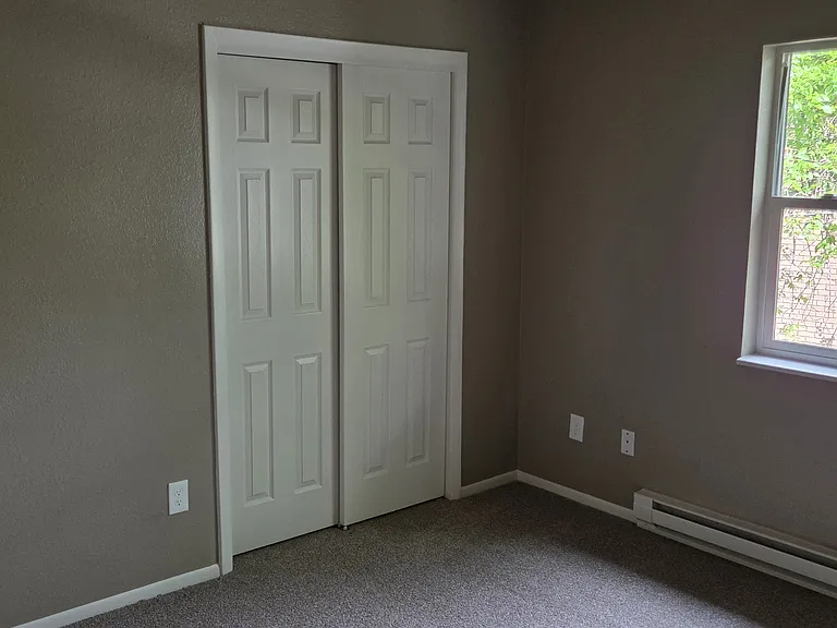 1979 Sandalwood Ln — Photo 39