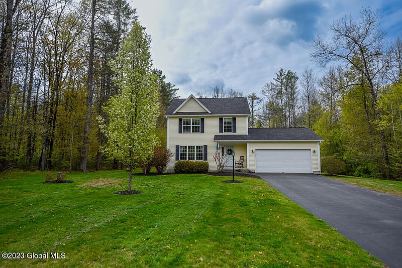 2nd image of 11 River Rock Drive