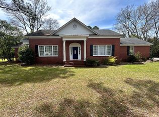 71 N Poplar St, Butler, GA 31006