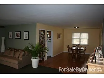 705 S Forest Park Dr photo 1
