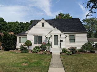 273 Wall St, Zeeland, MI 49464