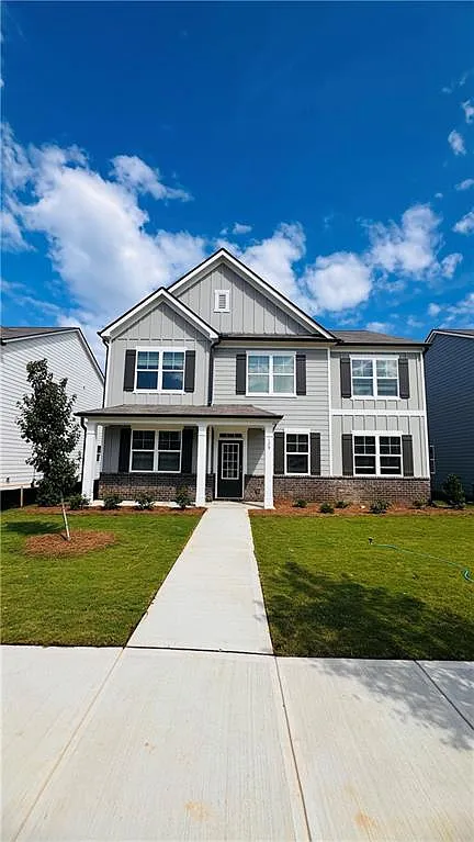 5 bed, 3.0 bath, 2758 sqft, $2,500 — Photo 1