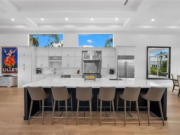 7963 Grand Bay DR #11, NAPLES, FL 34108