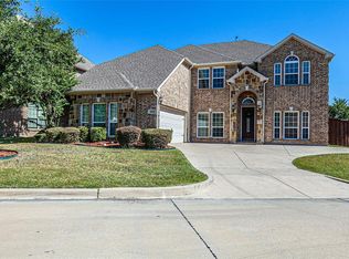1803 Empire Cir, Arlington, TX 76002