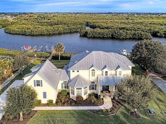 2nd image of 4070 Lea Marie Island Dr