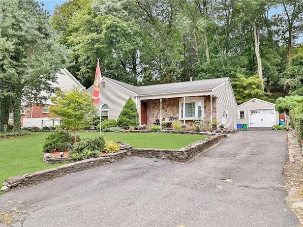 17 N Lexow Avenue, Nanuet, NY 10954