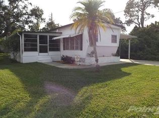 246 2nd St W, Nokomis, FL 34275