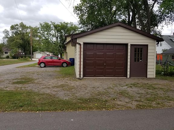 5th image of 239 19 1/2 Ave N #1