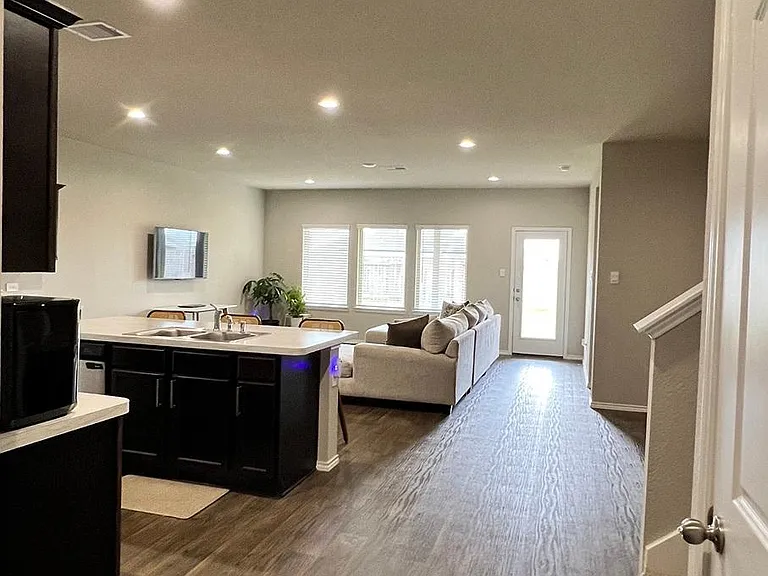 5230 Misty Iris Cir — Photo 5