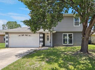 6569 Westridge Dr, Watauga, TX 76148