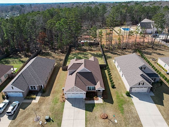 2nd image of 2324 Sherwood Dr