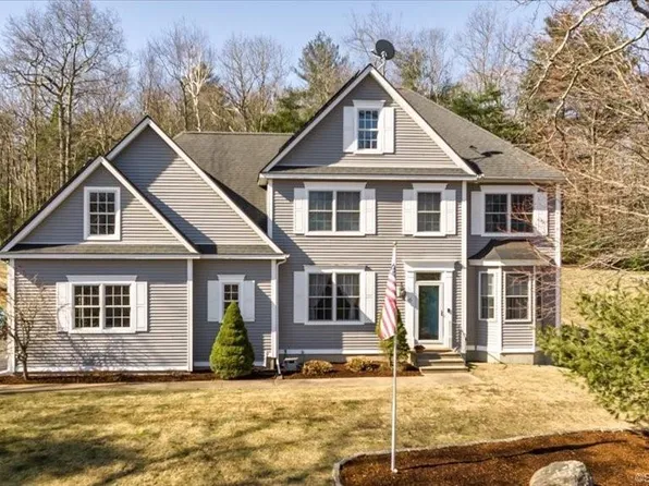 6 Hemlock Trail, Ellington, CT 06029