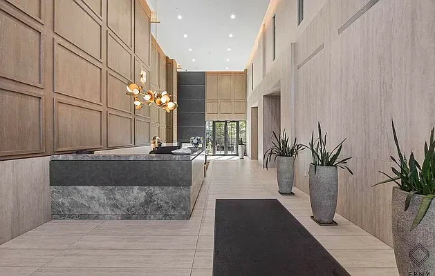 Entry / hallway, photo 2