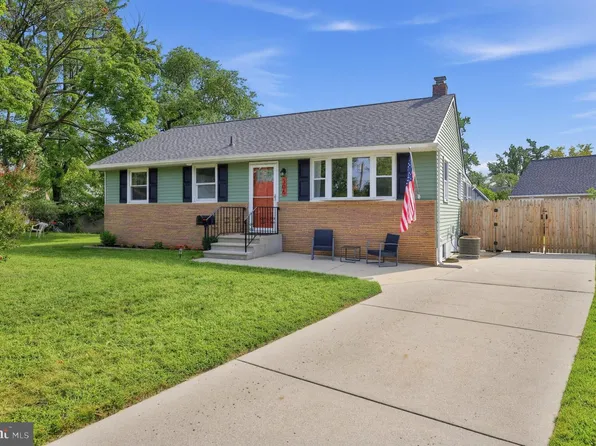 306 Veterans Dr, Palmyra, NJ 08065
