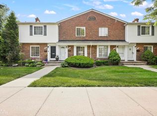 22920 Marter Rd, Saint Clair Shores, MI 48080