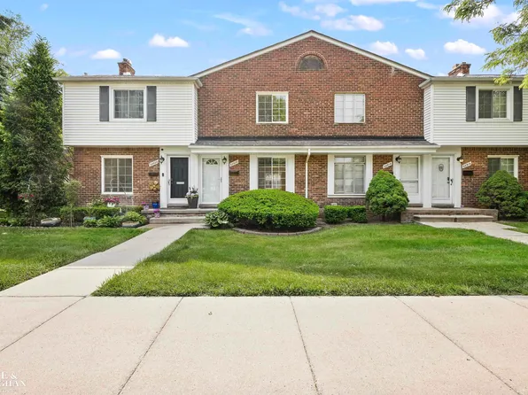 22920 Marter Rd, Saint Clair Shores, MI 48080