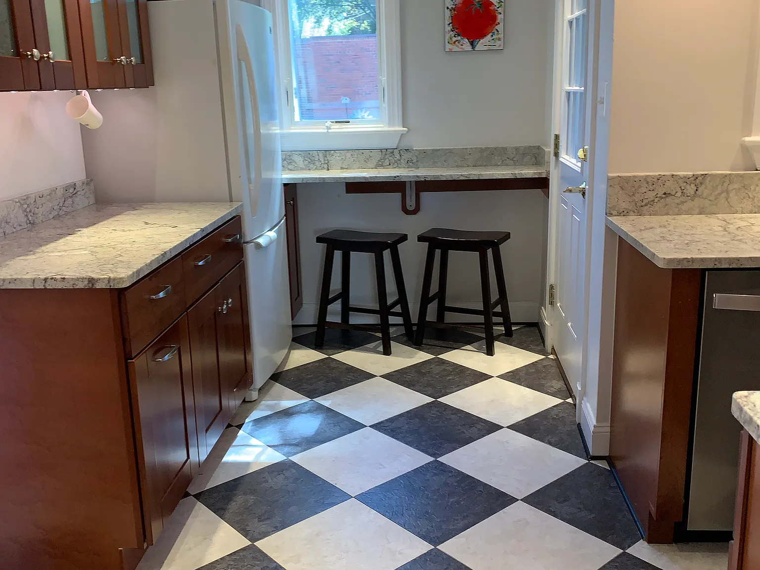 2 bed, 1200 sqft, $3,500 — Photo 4