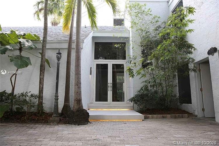 1st image of 1905 S Oak Haven Cir