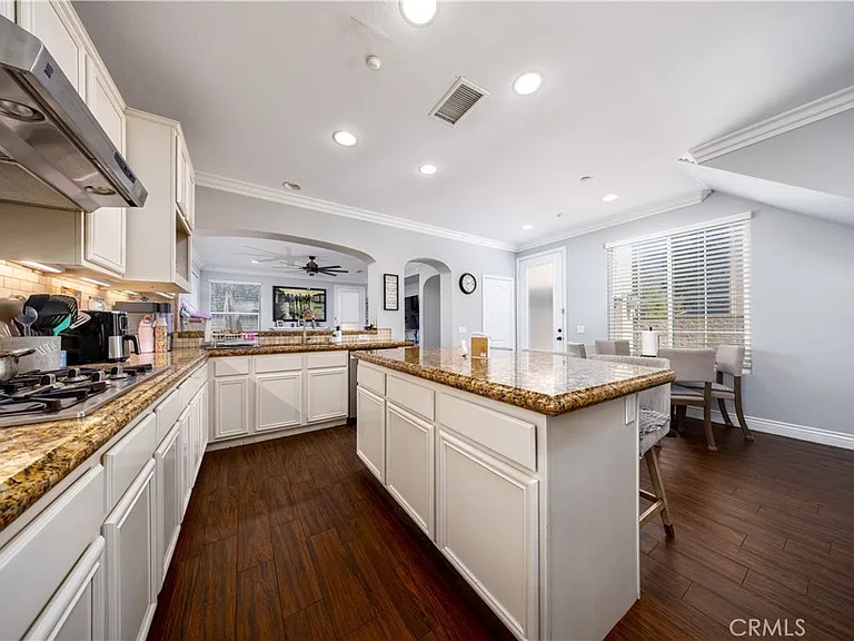 5457 Martingale Way — Photo 12