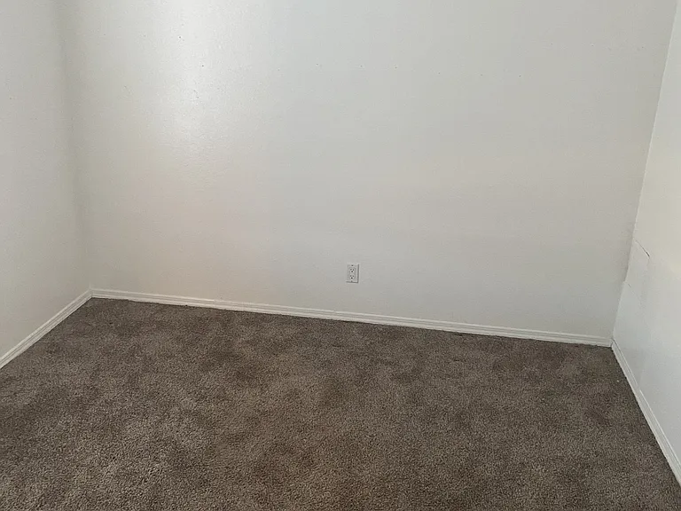 1023 E Dell Ave — Photo 11