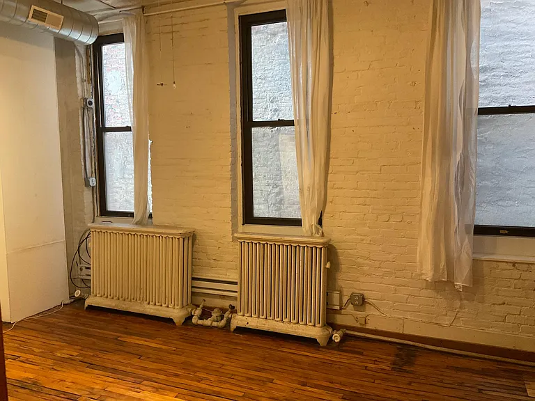 309 Market St #2R — Photo 6