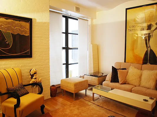 Sold by Sotheby's International Realty | media 15