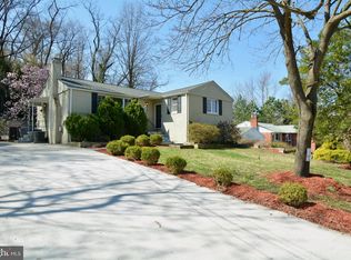 2907 School St, Alexandria, VA 22303